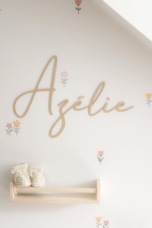 NOM EN BOIS PERSONNALISÉ - Lettres attachées