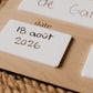 Cartes en acrylique blanc pour inscrire la date et le lieu de la rentrée sur le panneau personnalisé
