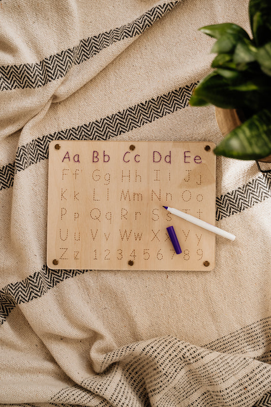 TABLEAU EFFAÇABLE - Alphabet et chiffres